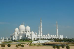 Al-Sheikh-Zayed-Mosque-with-Majestic-view